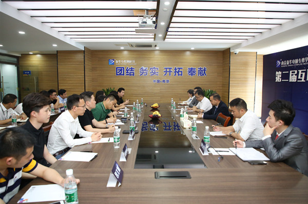 新職業(yè)來了，人才培養(yǎng)應(yīng)該怎么跟上？